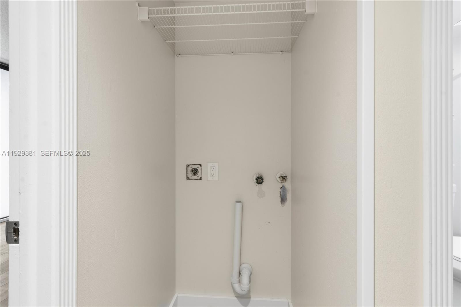 3300 NE 192nd St #LP06 Aventura, FL 33180