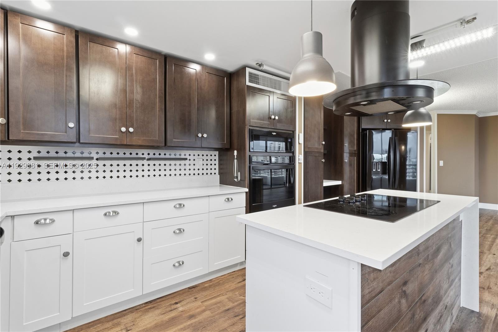 3300 NE 192nd St #LP06 Aventura, FL 33180