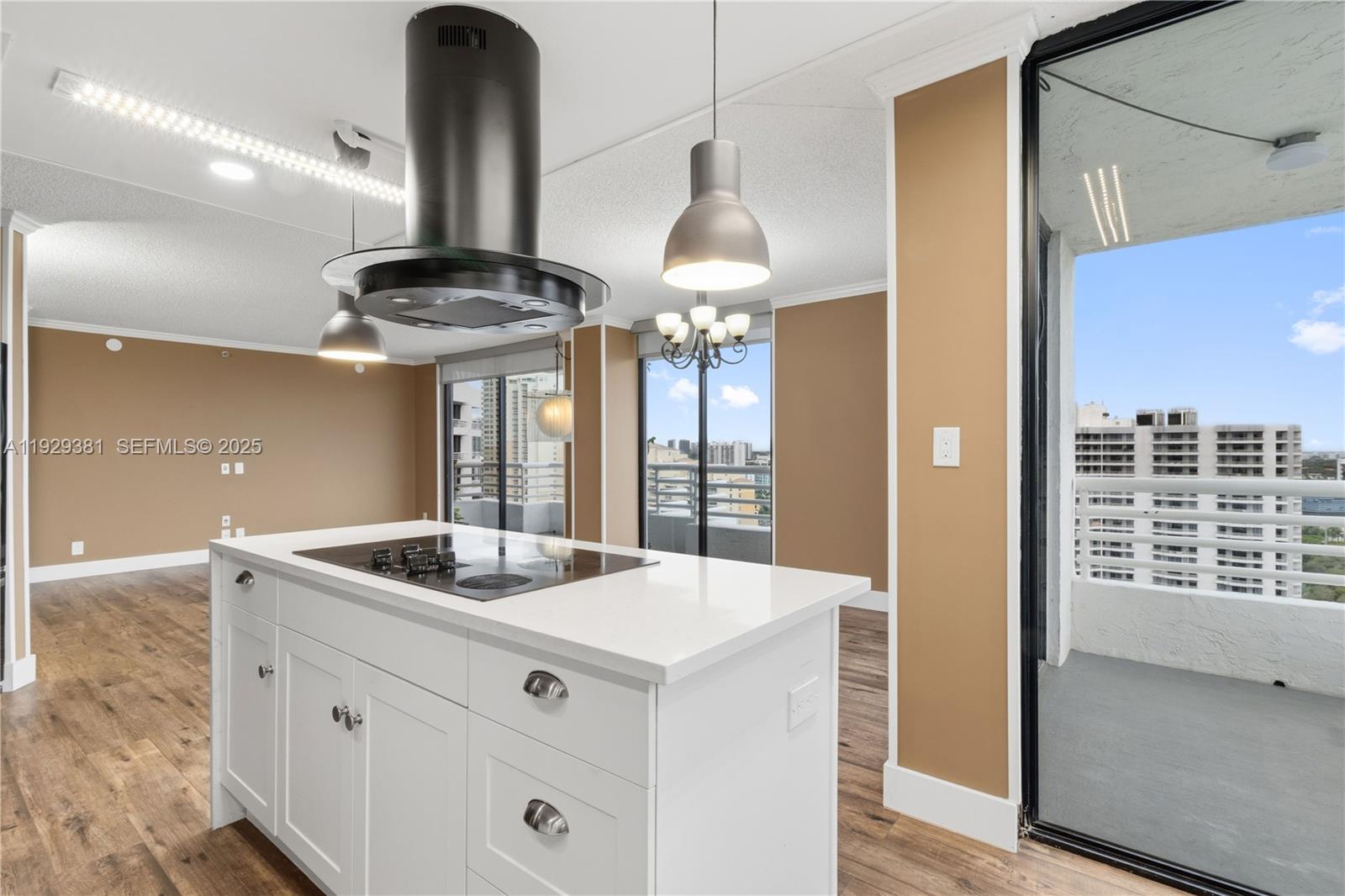 3300 NE 192nd St #LP06 Aventura, FL 33180