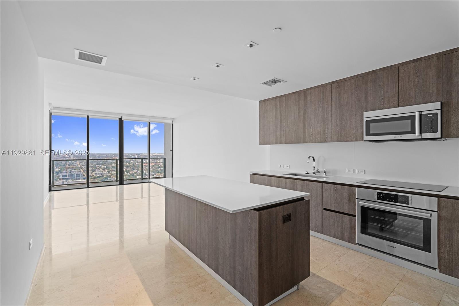 image Rise Brickell City Centre1