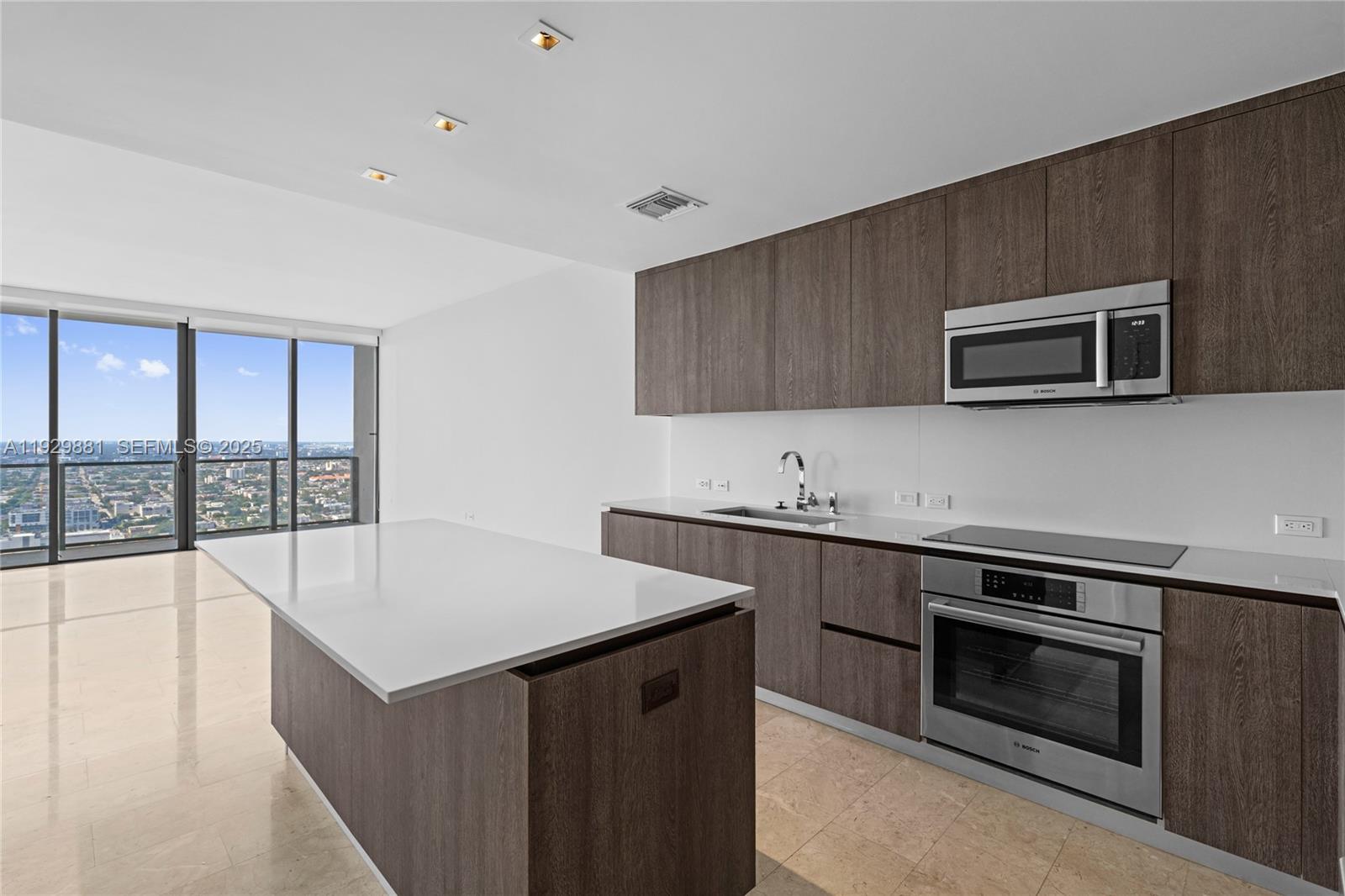 image Rise Brickell City Centre35