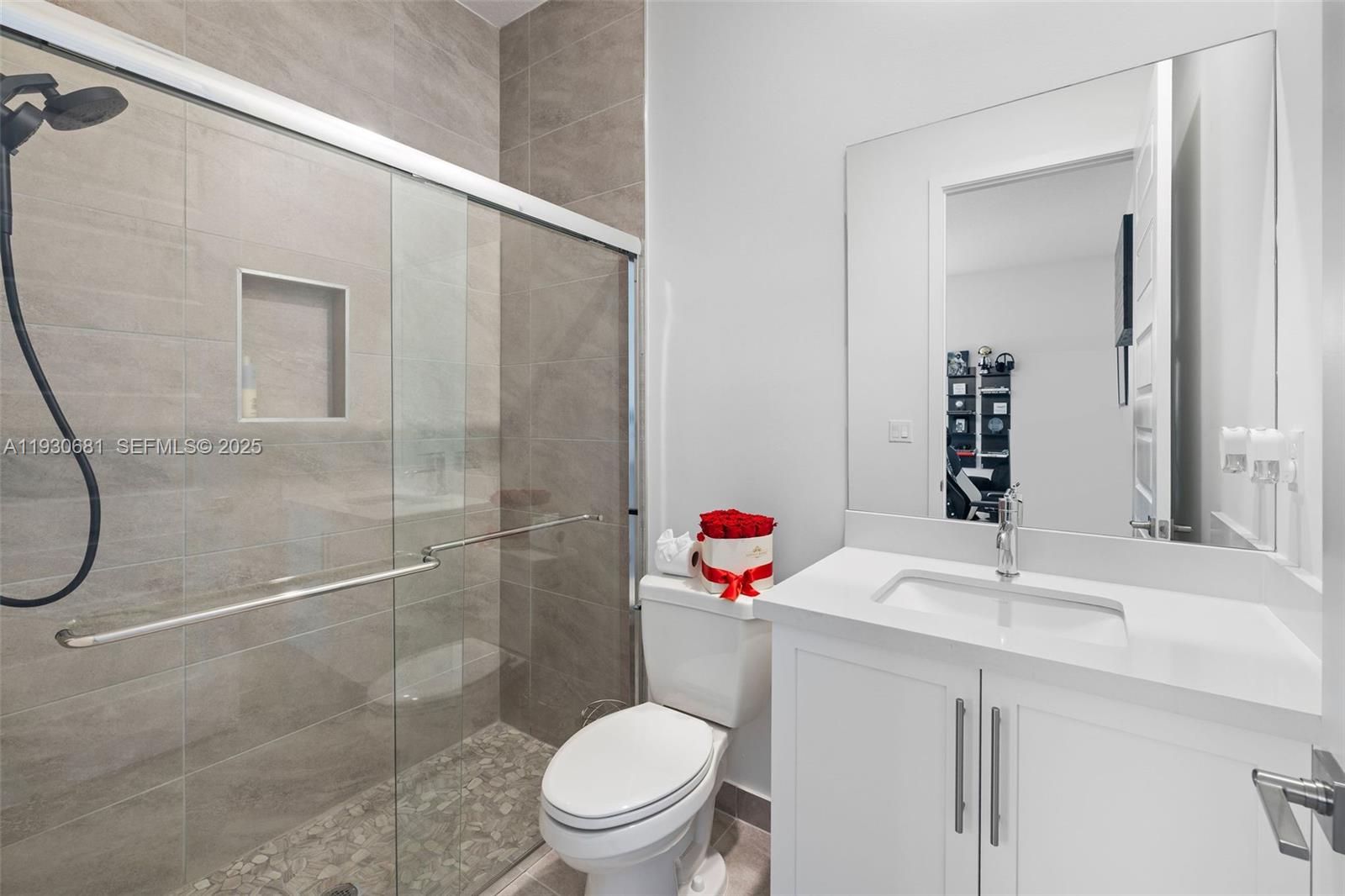 11035 N Sierra Rnch Dr Davie, FL 33324