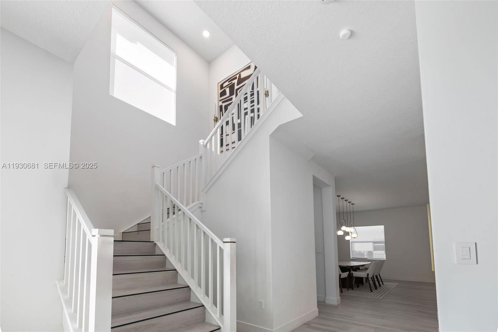 11035 N Sierra Rnch Dr Davie, FL 33324