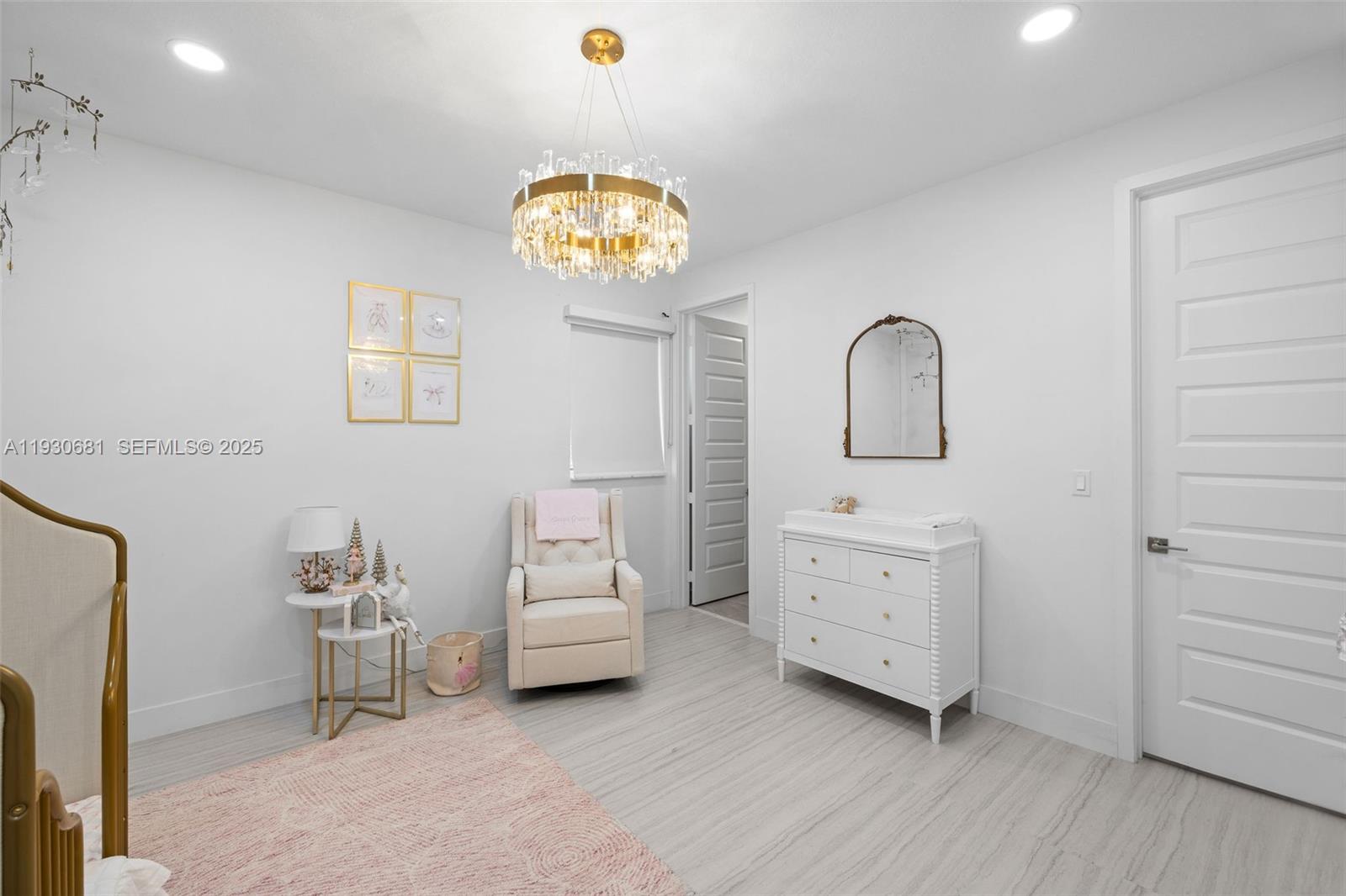 11035 N Sierra Rnch Dr Davie, FL 33324