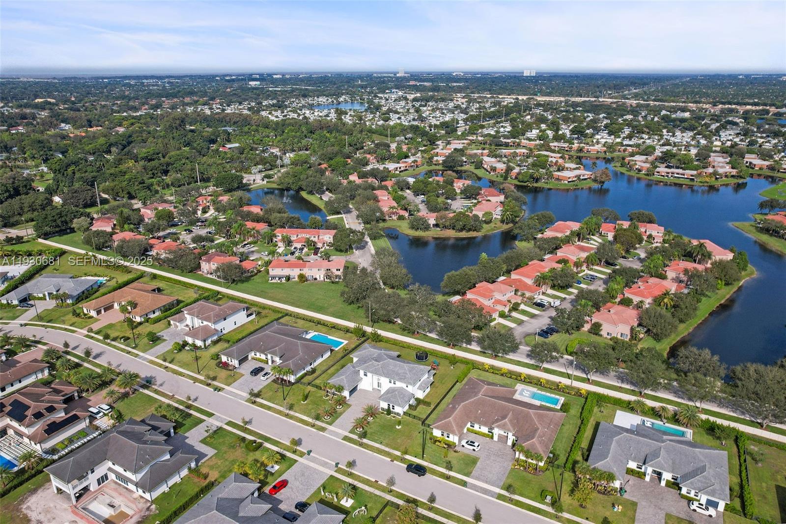 11035 N Sierra Rnch Dr Davie, FL 33324