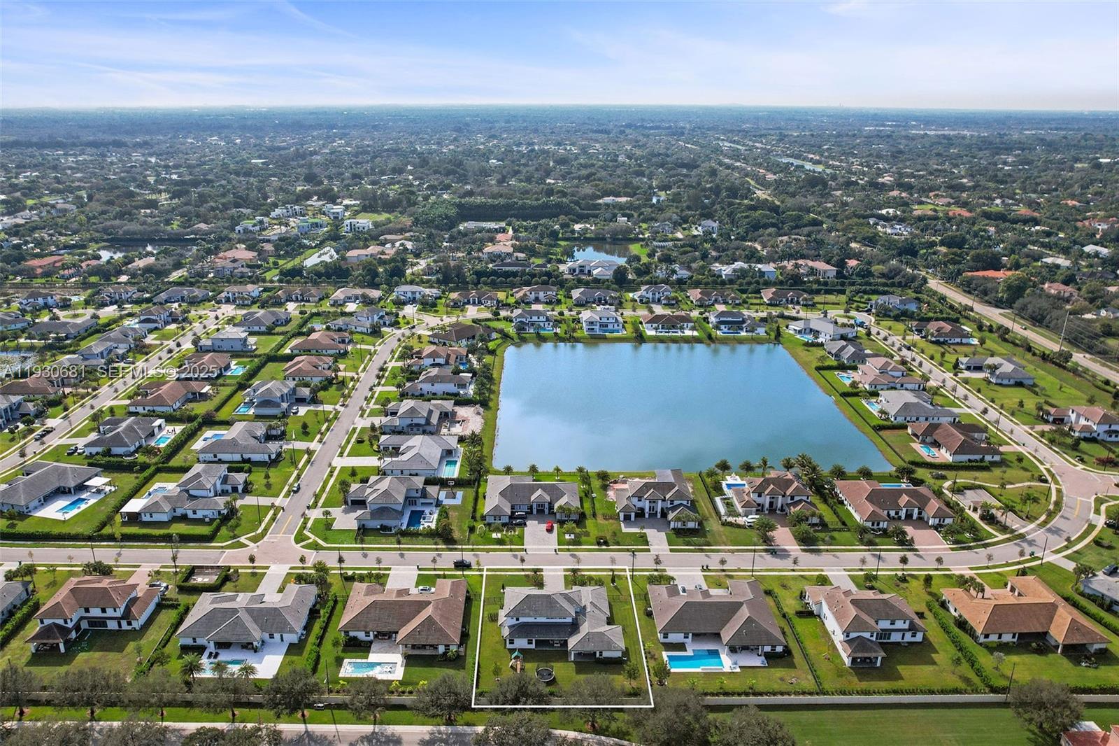 11035 N Sierra Rnch Dr Davie, FL 33324