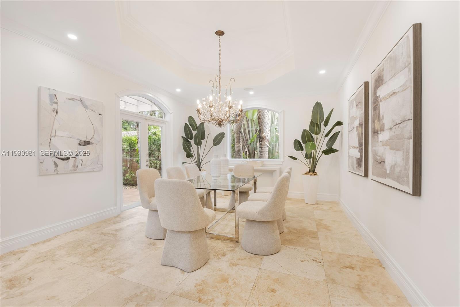 4065 Battersea Rd Coconut Grove, FL 33133