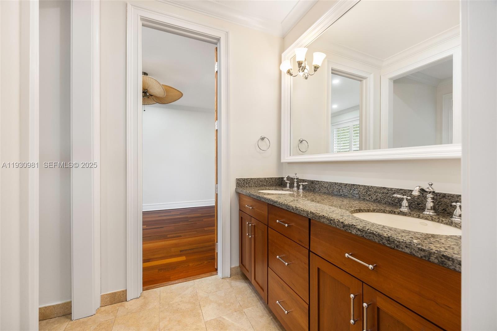 4065 Battersea Rd Coconut Grove, FL 33133