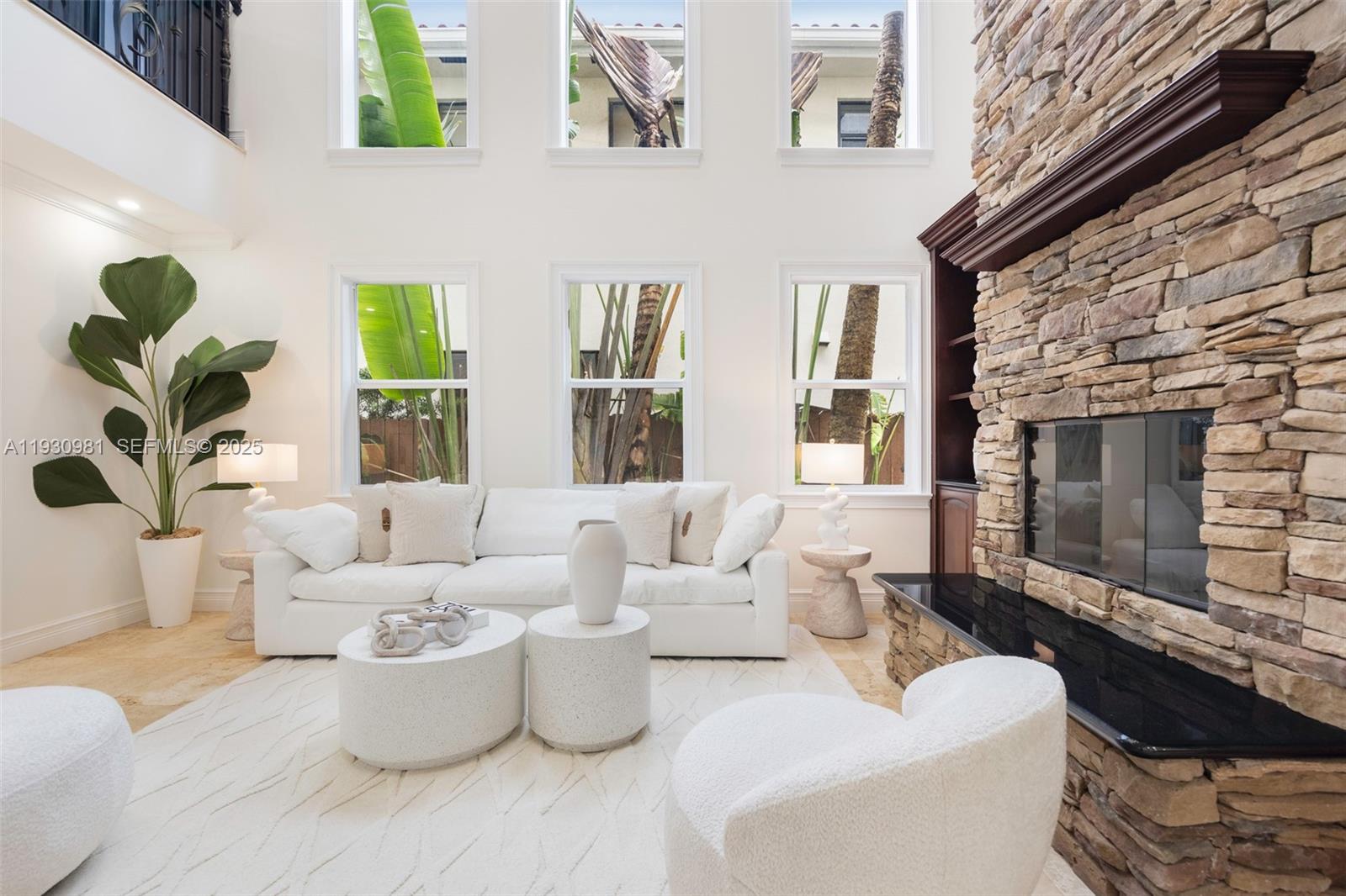 4065 Battersea Rd Coconut Grove, FL 33133