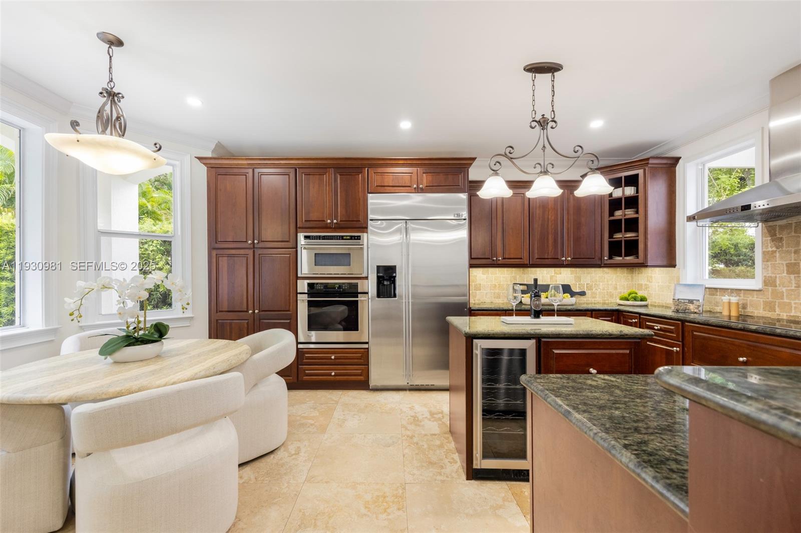 4065 Battersea Rd Coconut Grove, FL 33133