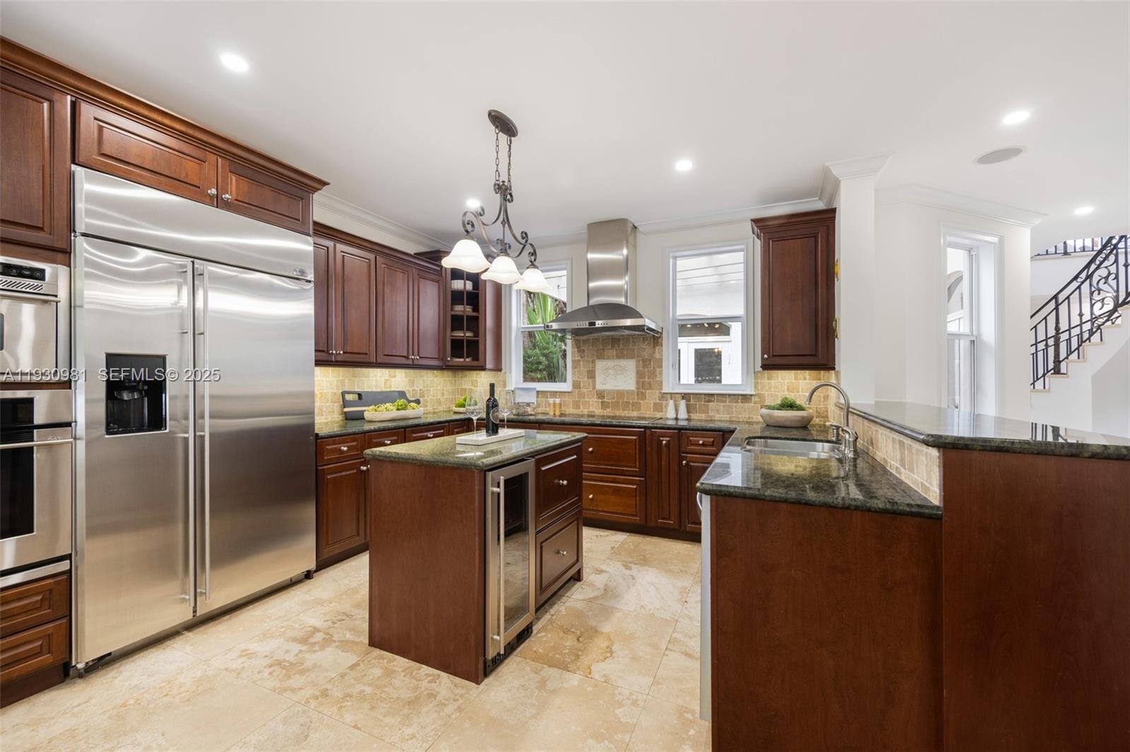 4065 Battersea Rd Coconut Grove, FL 33133