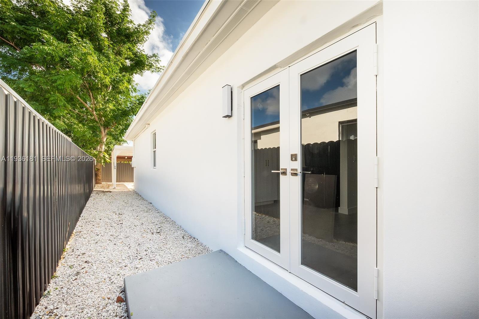 1511 SW 20th Ct Miami, FL 33145