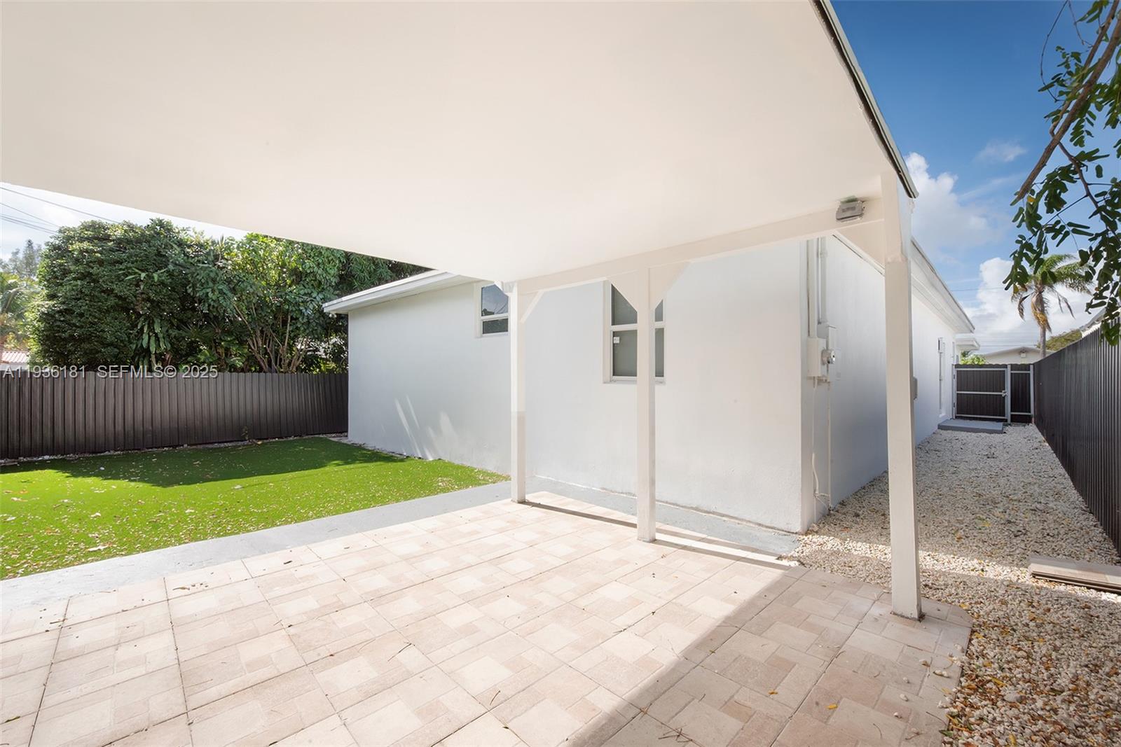 1511 SW 20th Ct Miami, FL 33145