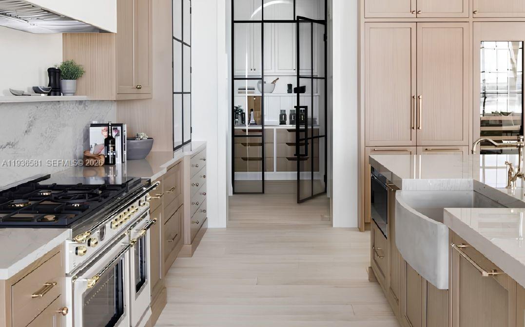 446 Madeira Ave Coral Gables, FL 33134