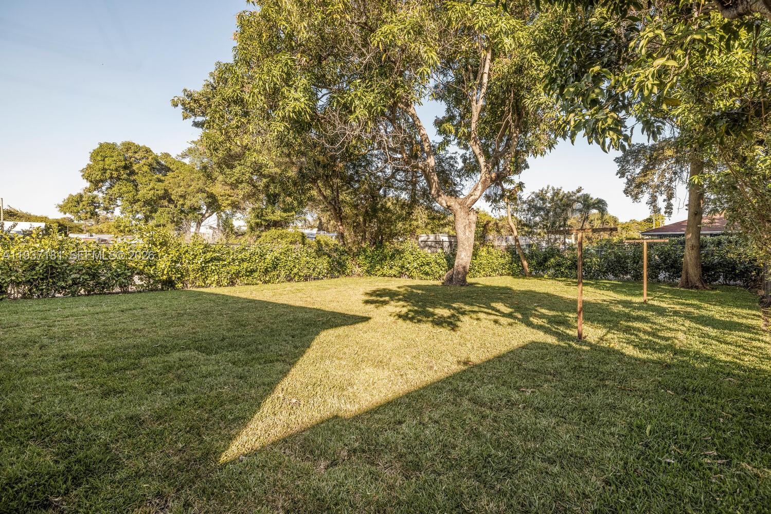 424 NW 53rd St Miami, FL 33127