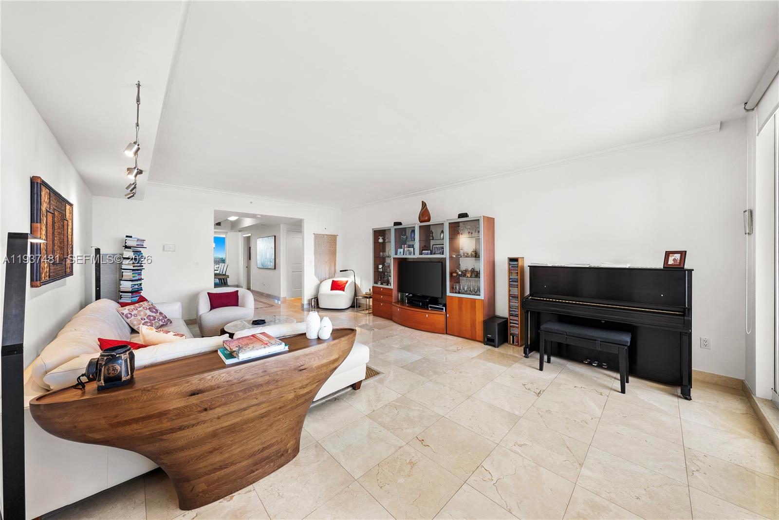 image Ocean Club Iii16