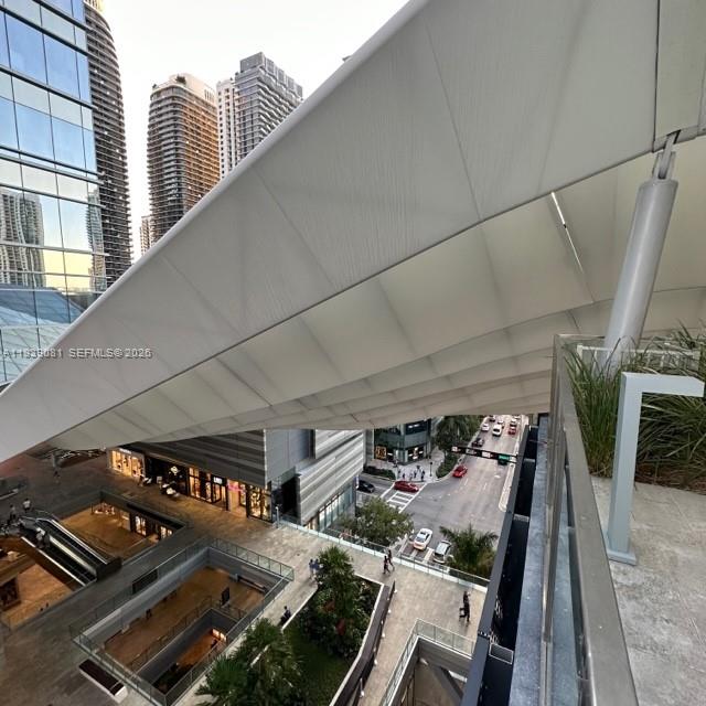 image Reach Brickell City Centre38