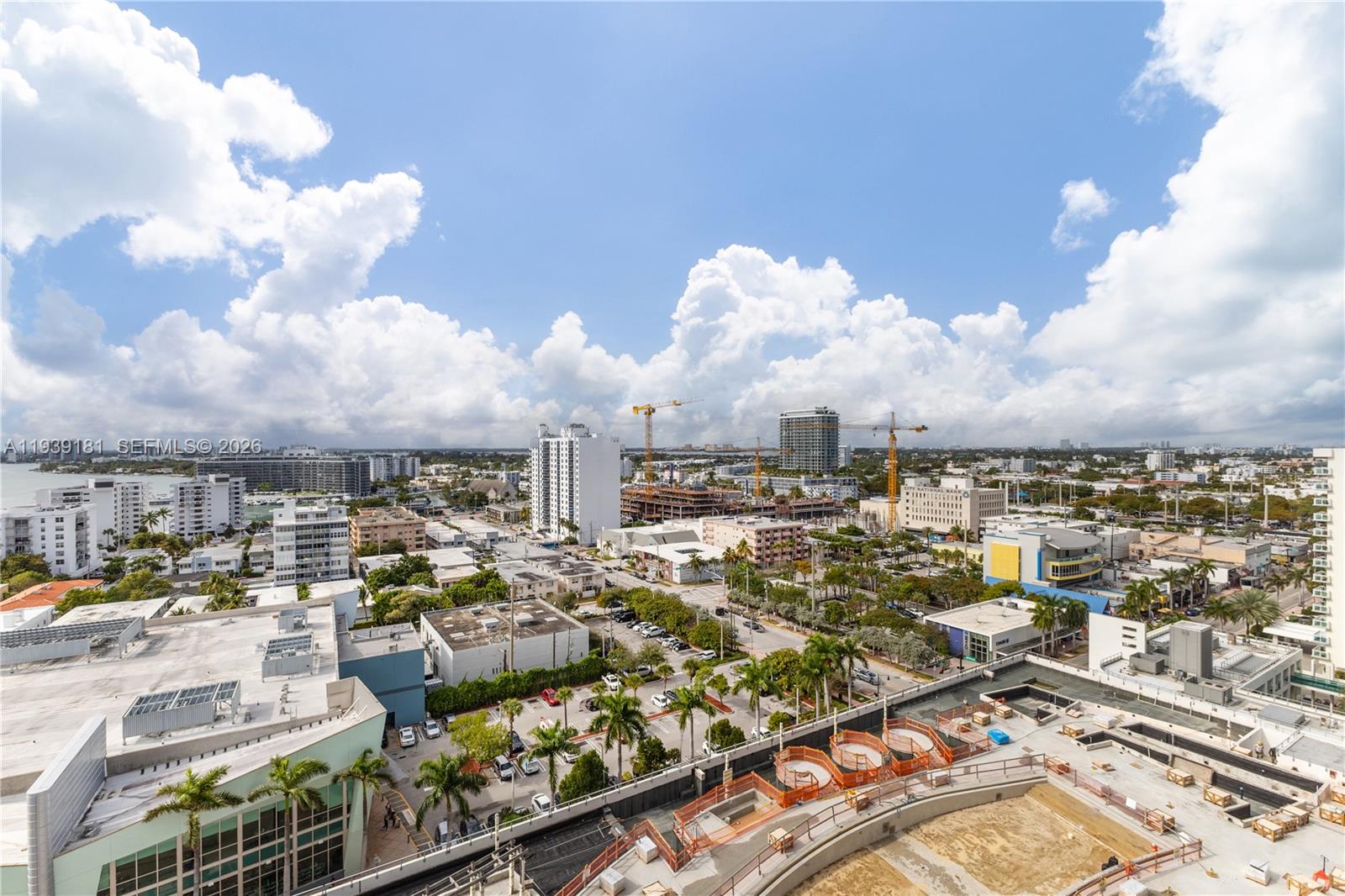 image The Carillon North Tower18