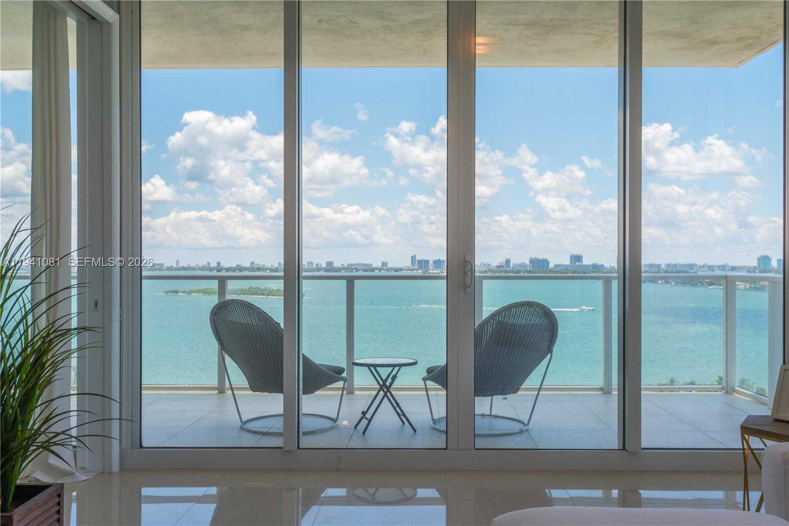 image Paramount Bay4