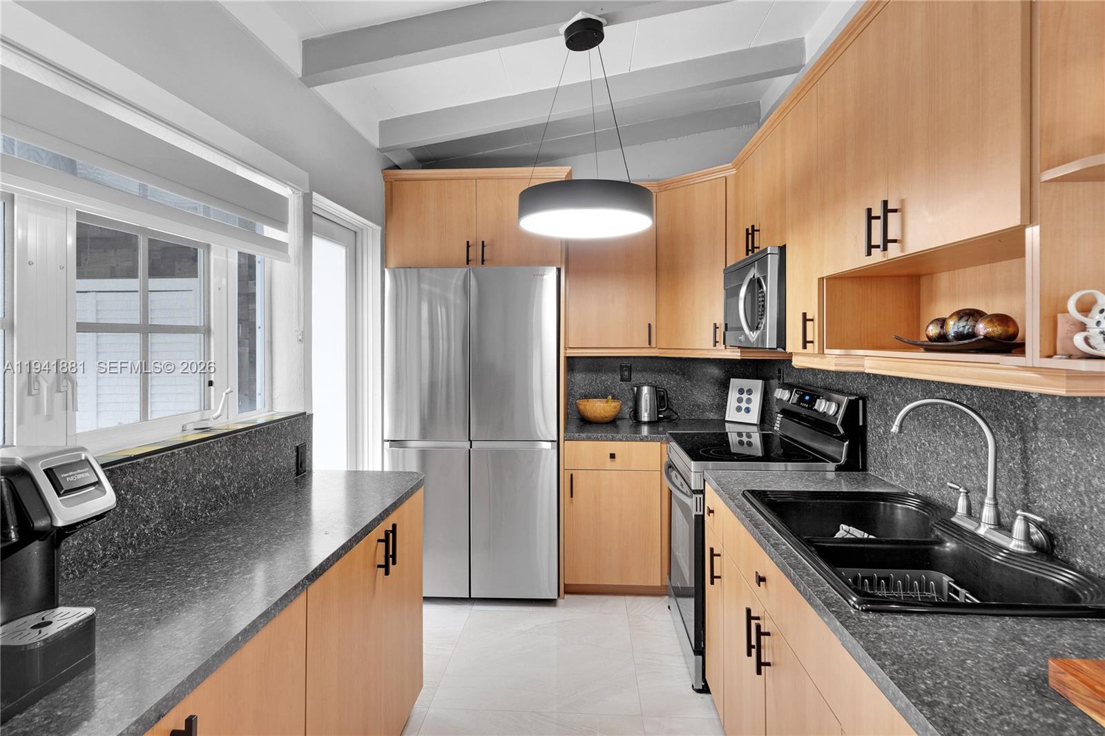 2430 Key Largo Ln Fort Lauderdale, FL 33312