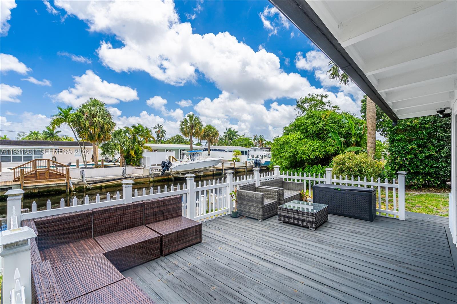 2430 Key Largo Ln Fort Lauderdale, FL 33312