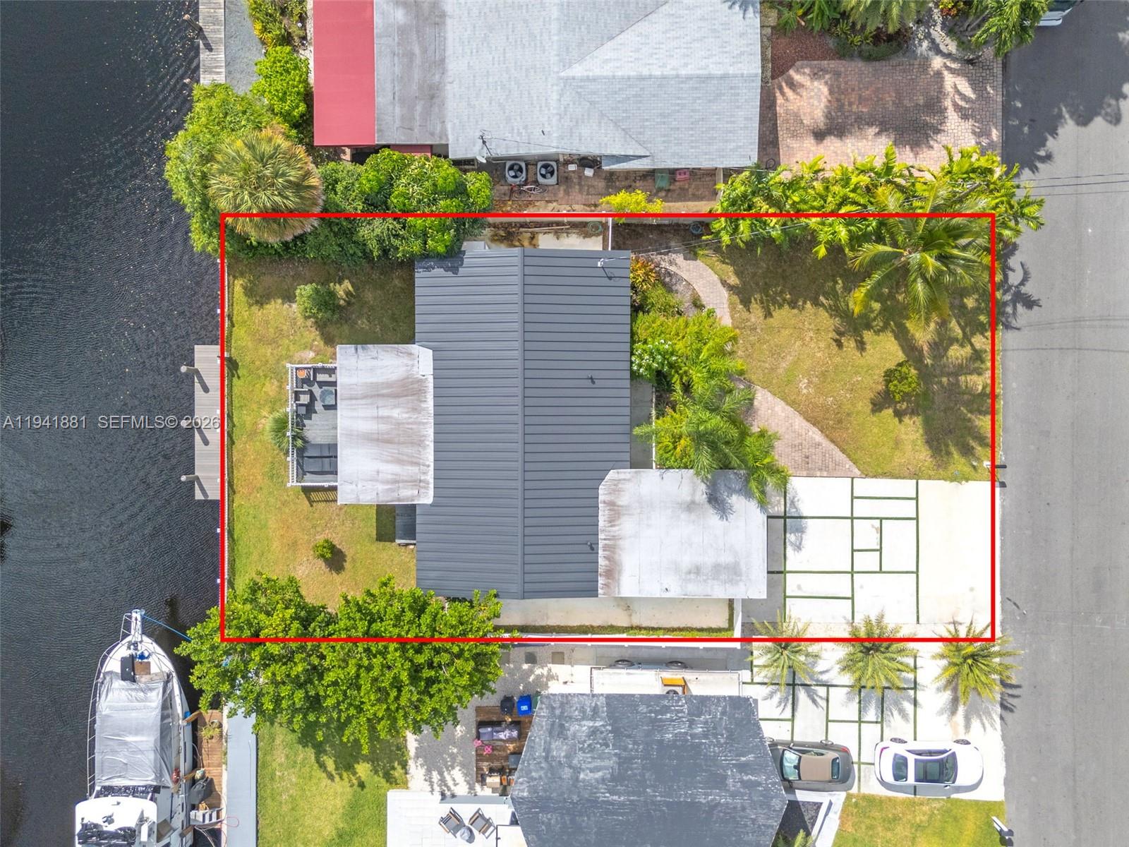 2430 Key Largo Ln Fort Lauderdale, FL 33312