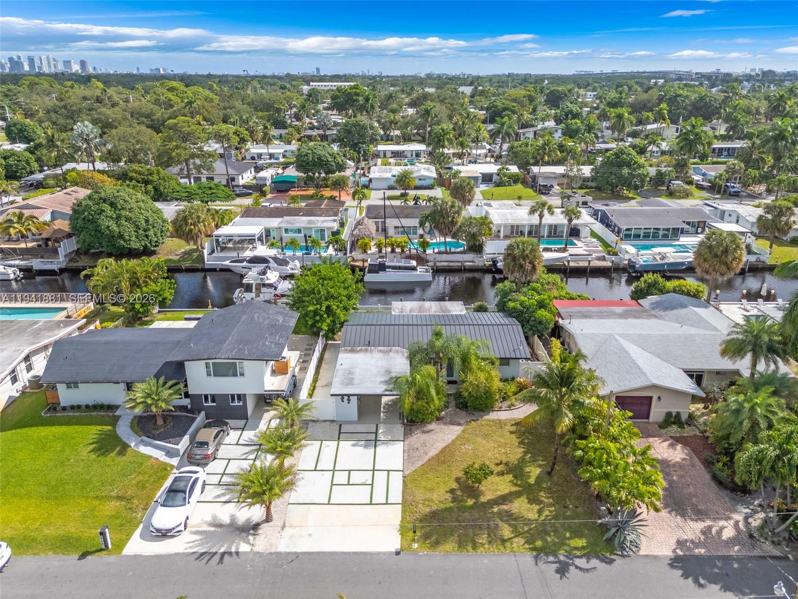 2430 Key Largo Ln Fort Lauderdale, FL 33312