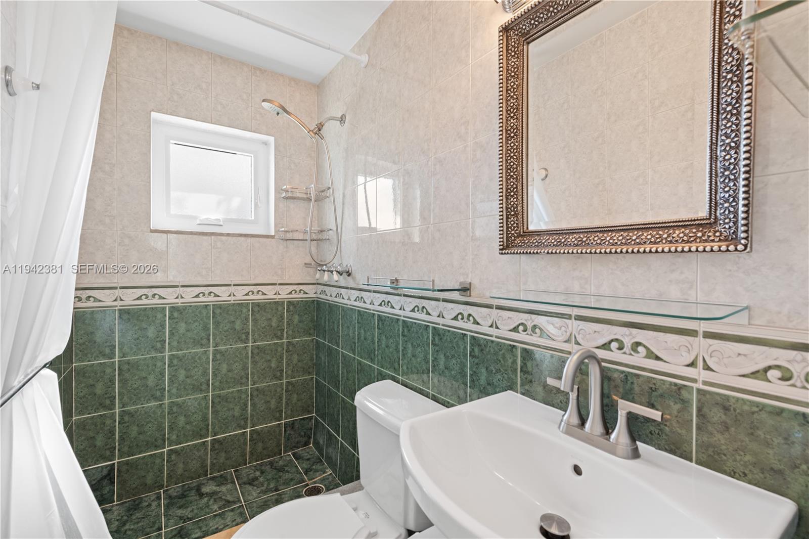 1470 N Treasure Dr North Bay Village, FL 33141