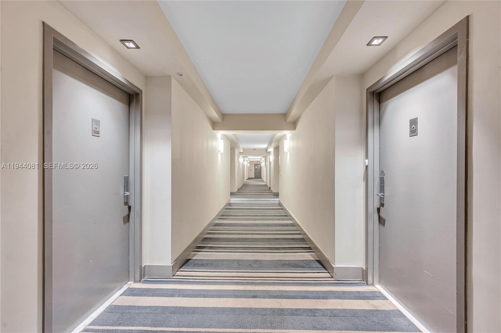 image Sunset Harbour South13