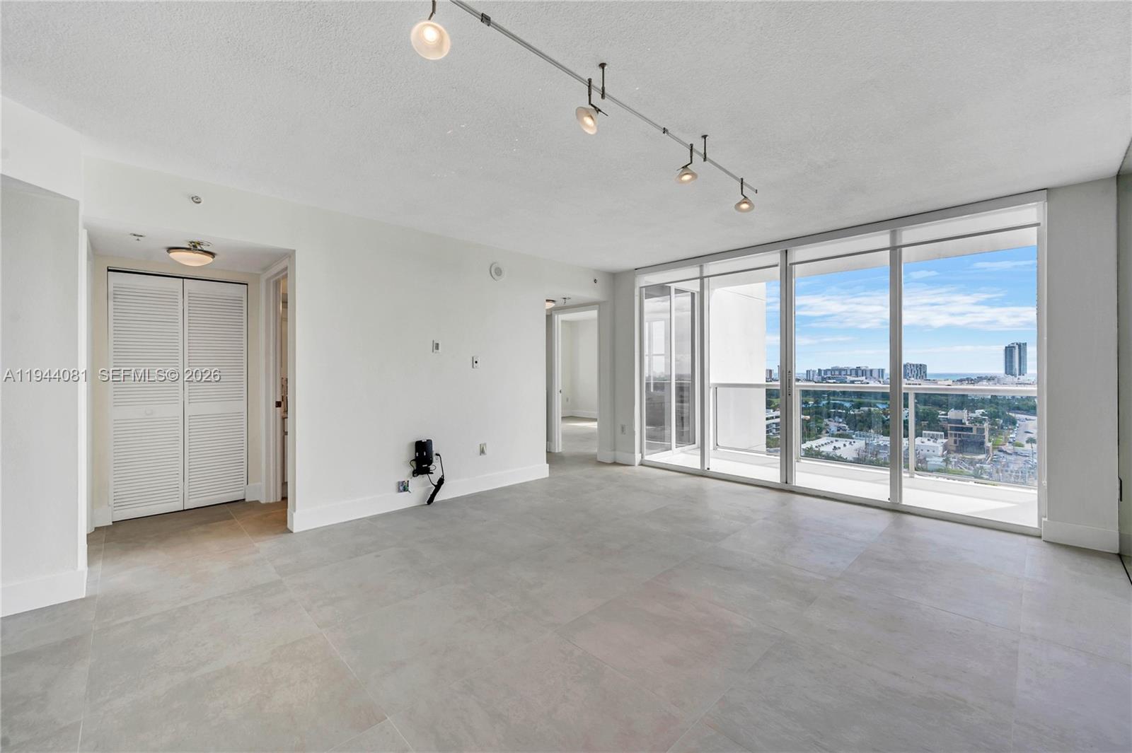 image Sunset Harbour South26