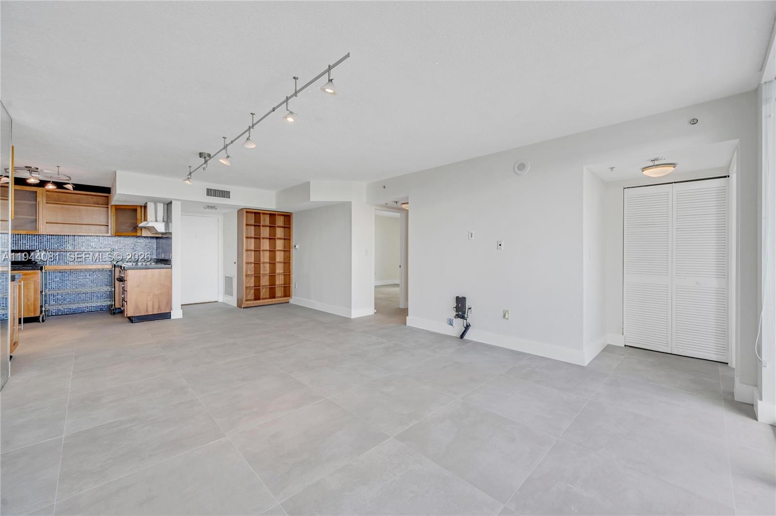 image Sunset Harbour South34