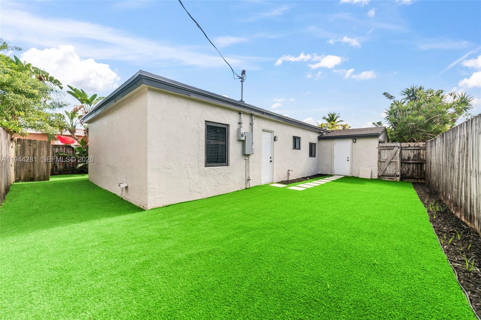 1671 NE 174th St #1671 North Miami Beach, FL 33162