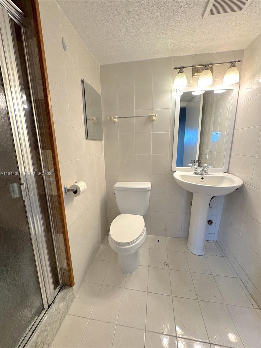 8536 SW 156th Ct #210 Miami, FL 33193