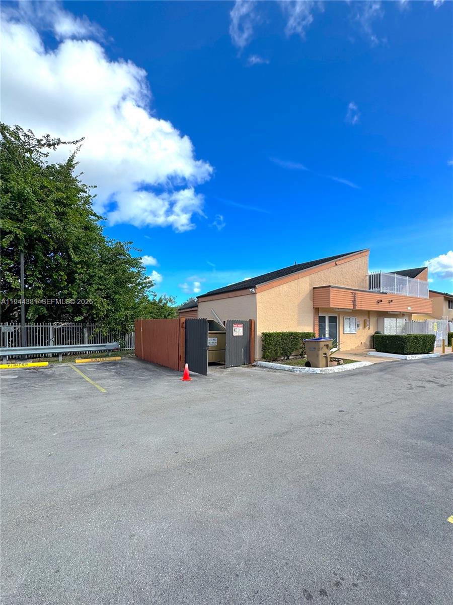 8536 SW 156th Ct #210 Miami, FL 33193
