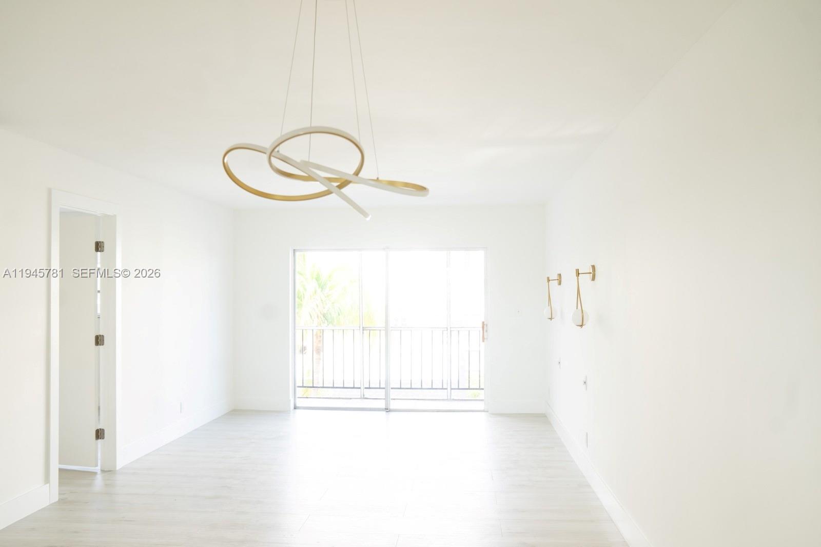 220 SW 9th Ave #306 Hallandale Beach, FL 33009