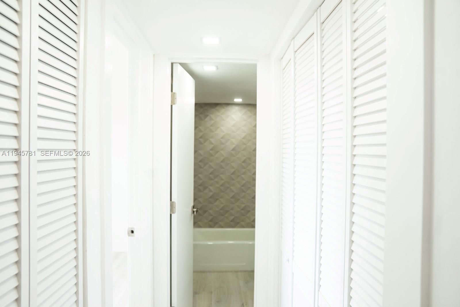 220 SW 9th Ave #306 Hallandale Beach, FL 33009