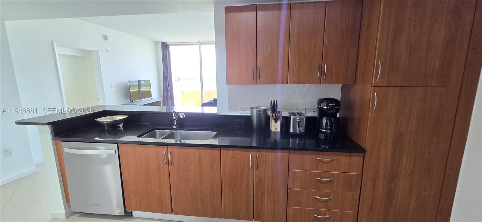 image Venture West13