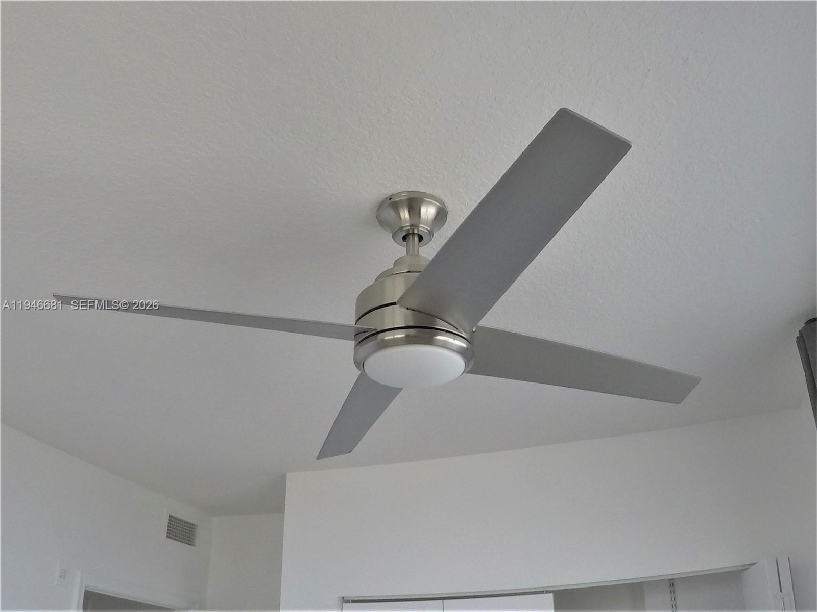 image Venture West35