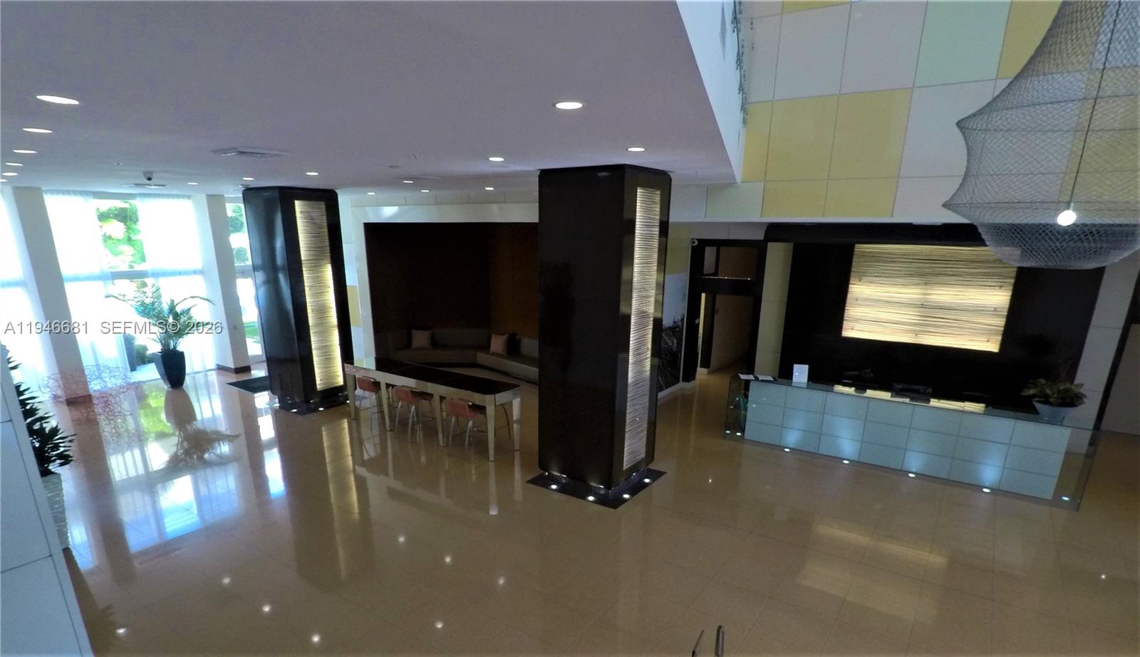 image Venture West43