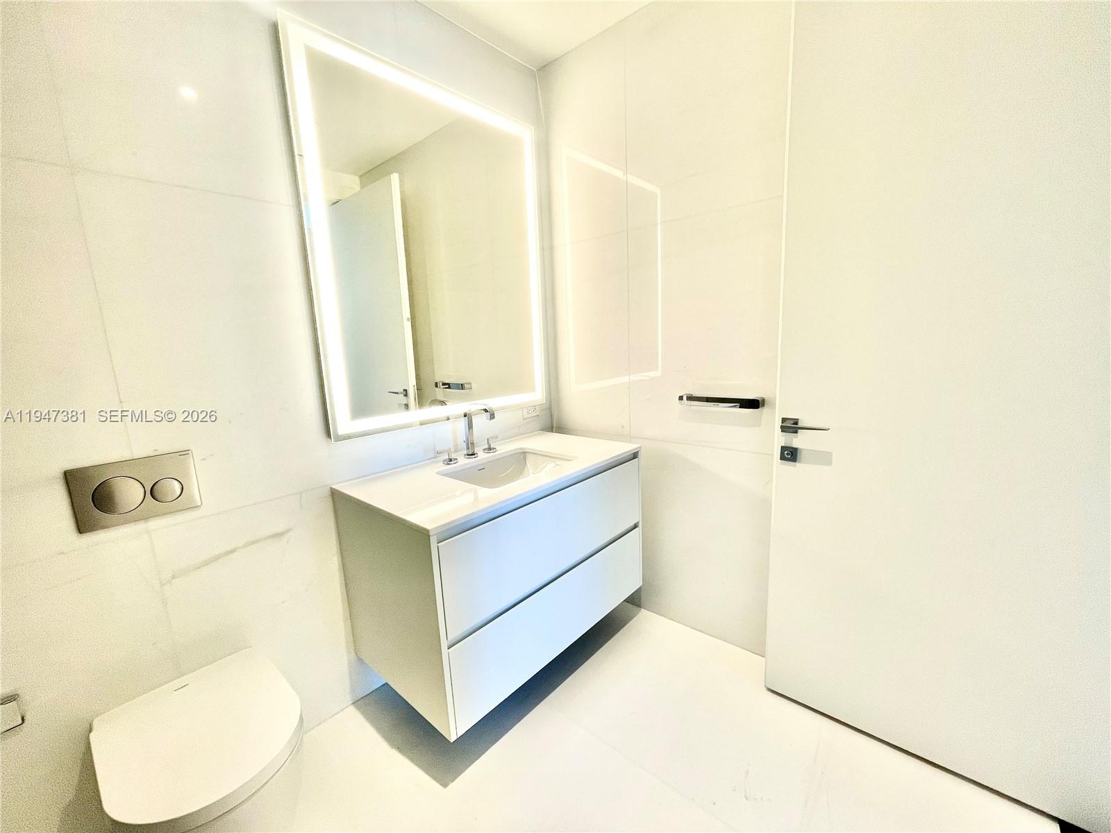 image Aston Martin Residences14