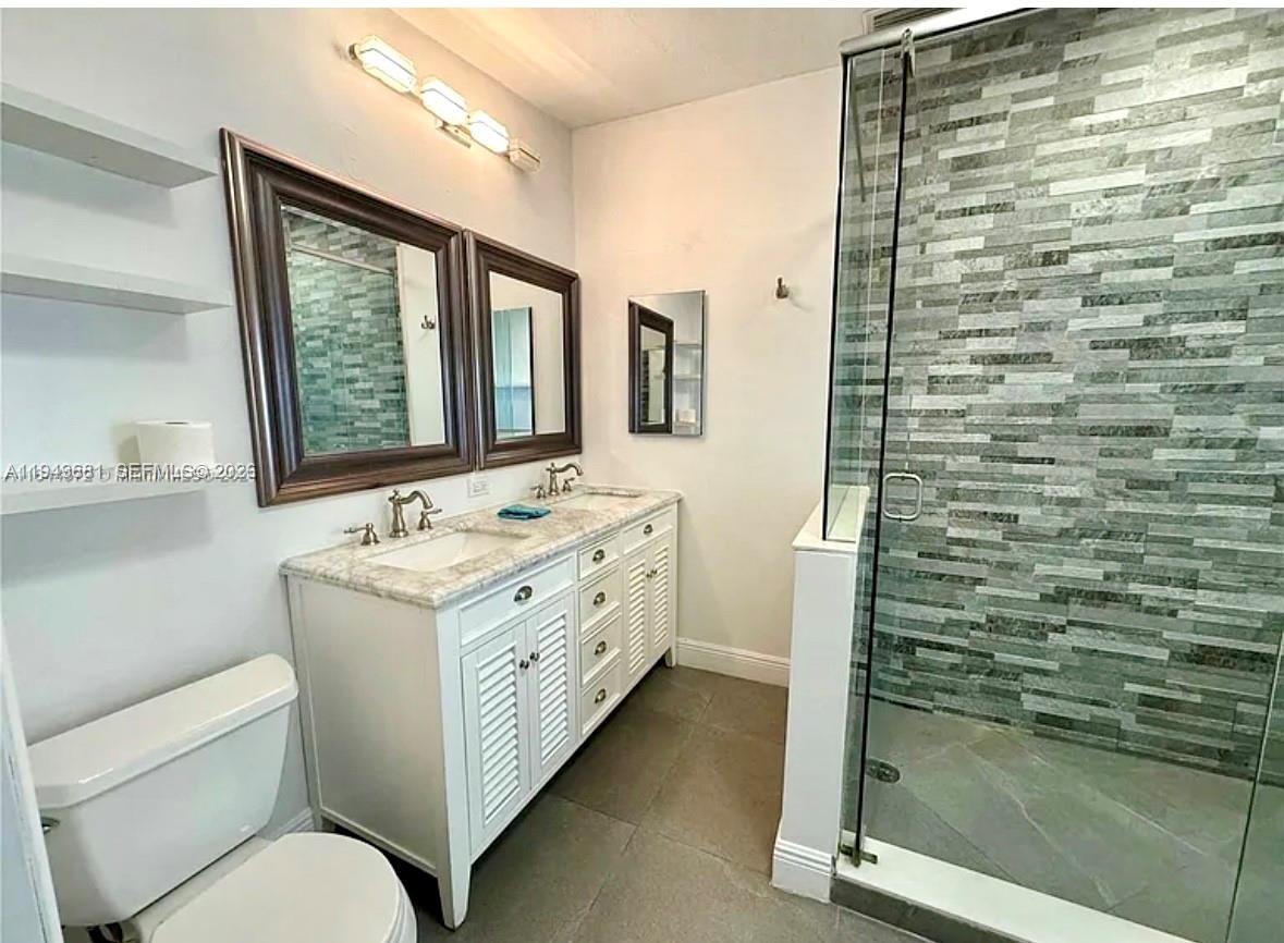 2075 S Hibiscus Dr North Miami, FL 33181