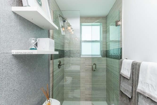 2075 S Hibiscus Dr North Miami, FL 33181