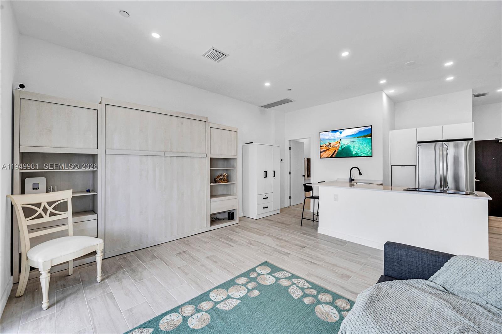 1500 Bay Rd #1536S Miami Beach, FL 33139