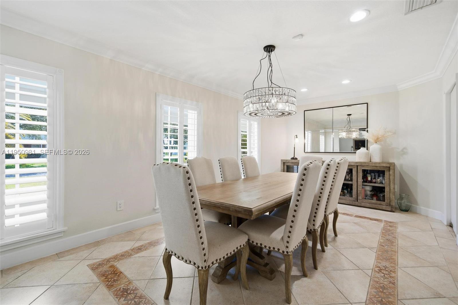 6801 SW 126th Ter Pinecrest, FL 33156