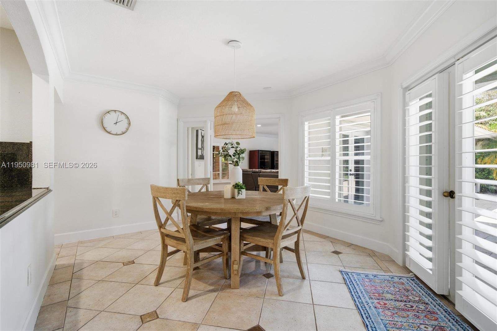 6801 SW 126th Ter Pinecrest, FL 33156