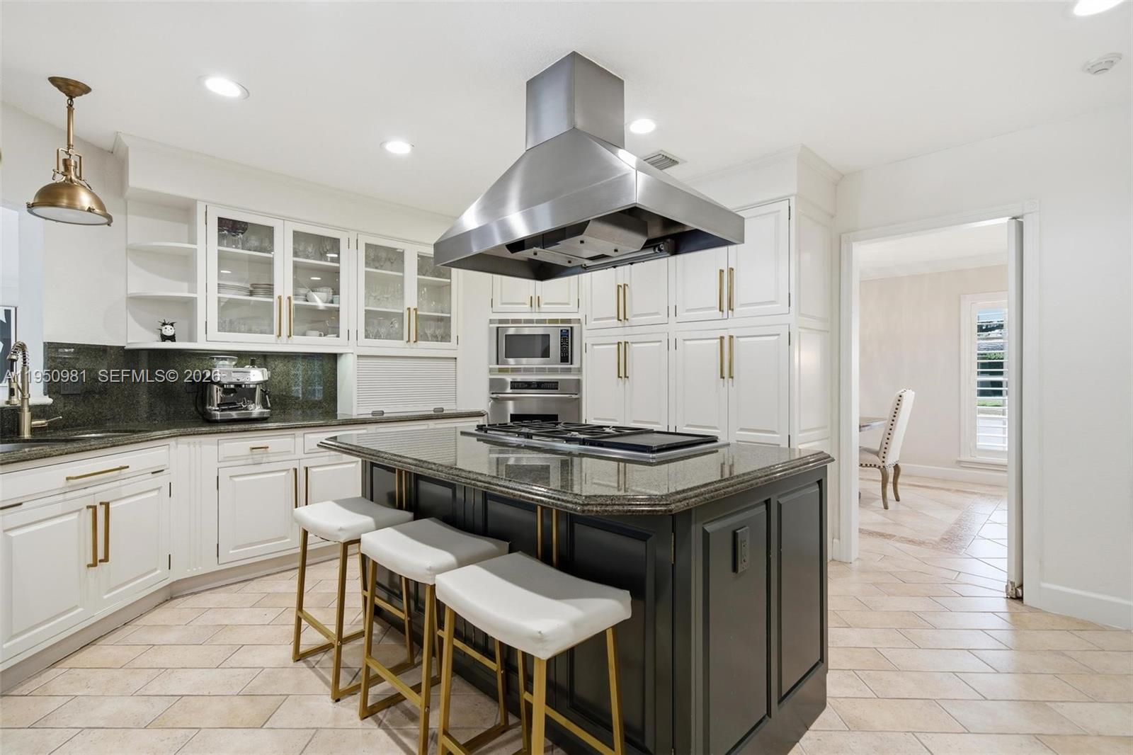 6801 SW 126th Ter Pinecrest, FL 33156