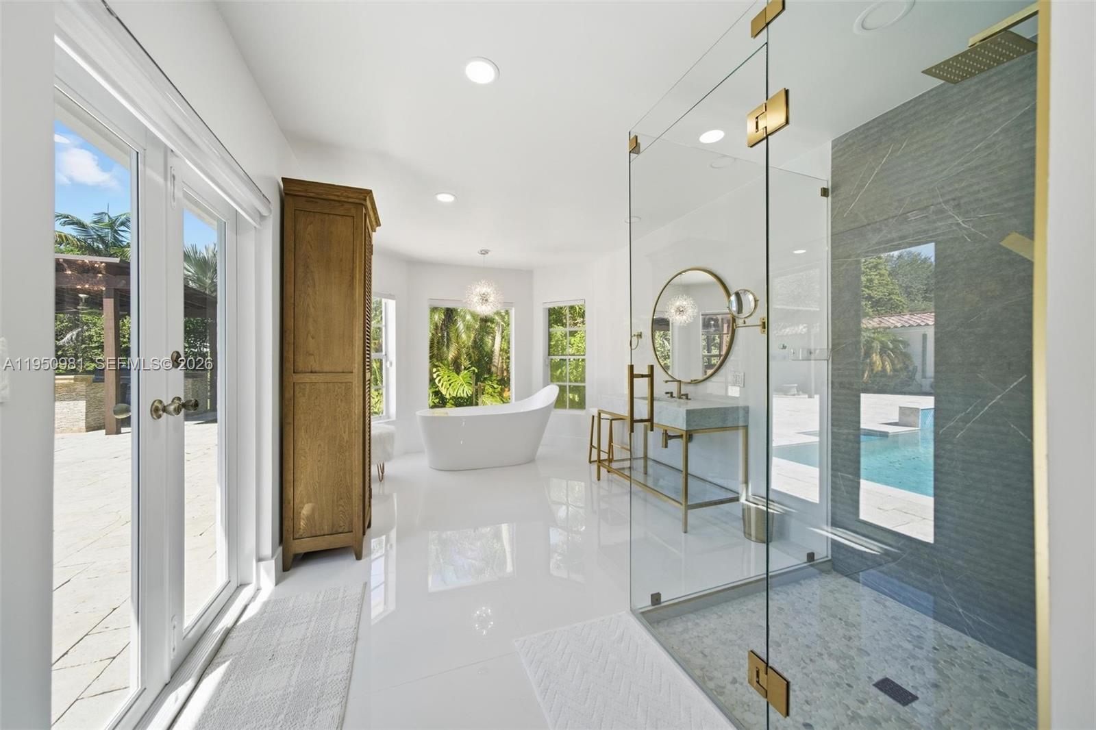 6801 SW 126th Ter Pinecrest, FL 33156