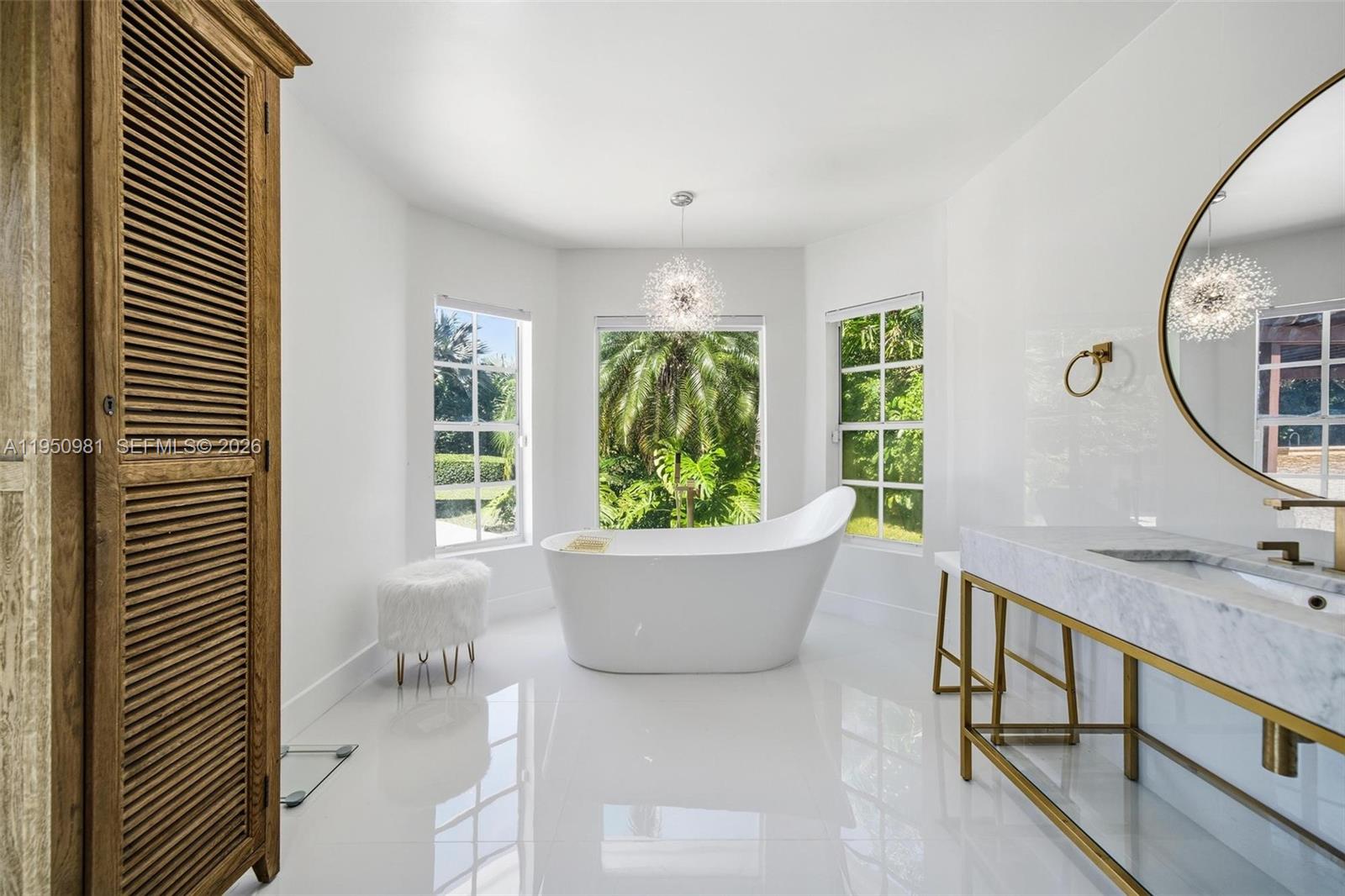 6801 SW 126th Ter Pinecrest, FL 33156