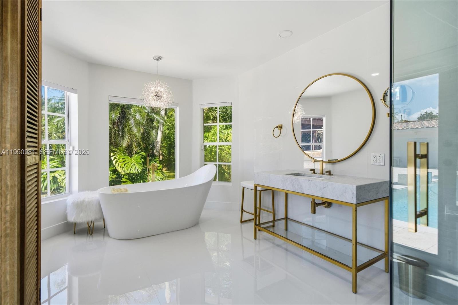 6801 SW 126th Ter Pinecrest, FL 33156