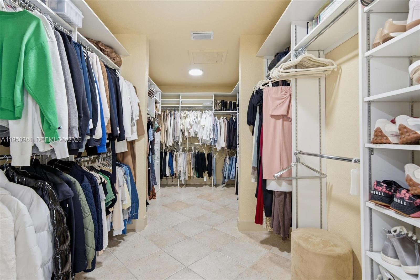 6801 SW 126th Ter Pinecrest, FL 33156